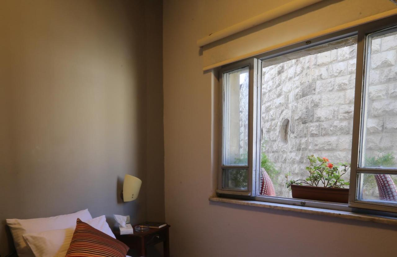 Riviera Hotel Amman Ngoại thất bức ảnh