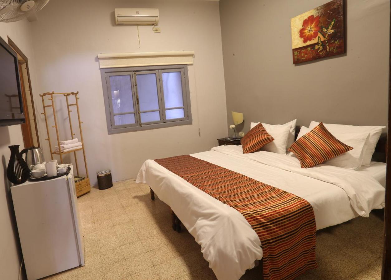 Riviera Hotel Amman Ngoại thất bức ảnh