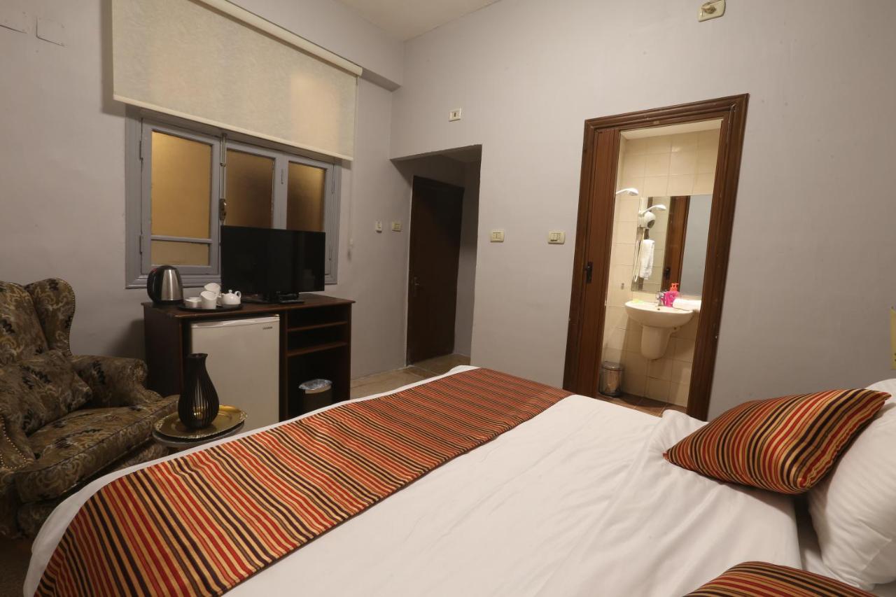 Riviera Hotel Amman Ngoại thất bức ảnh