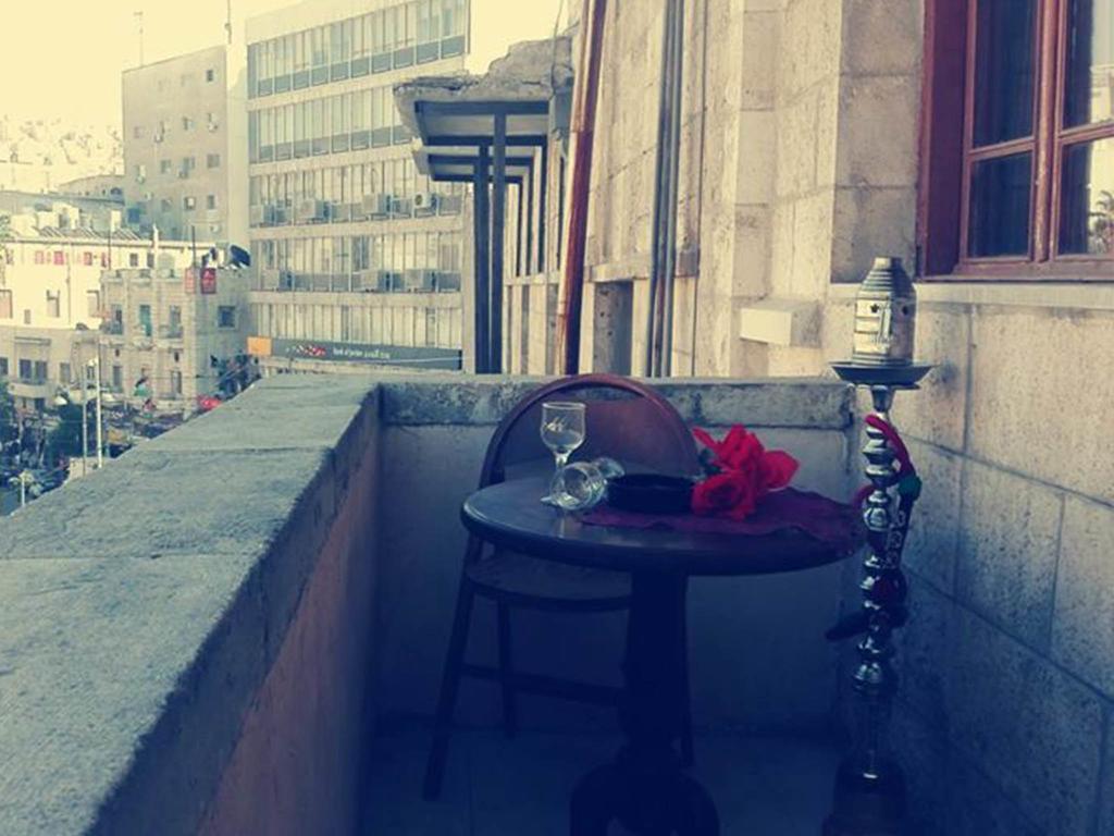Riviera Hotel Amman Ngoại thất bức ảnh