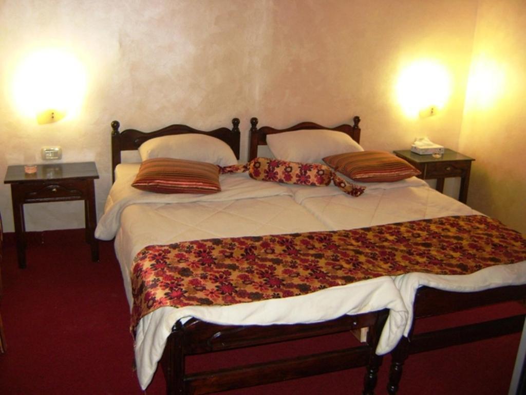 Riviera Hotel Amman Ngoại thất bức ảnh