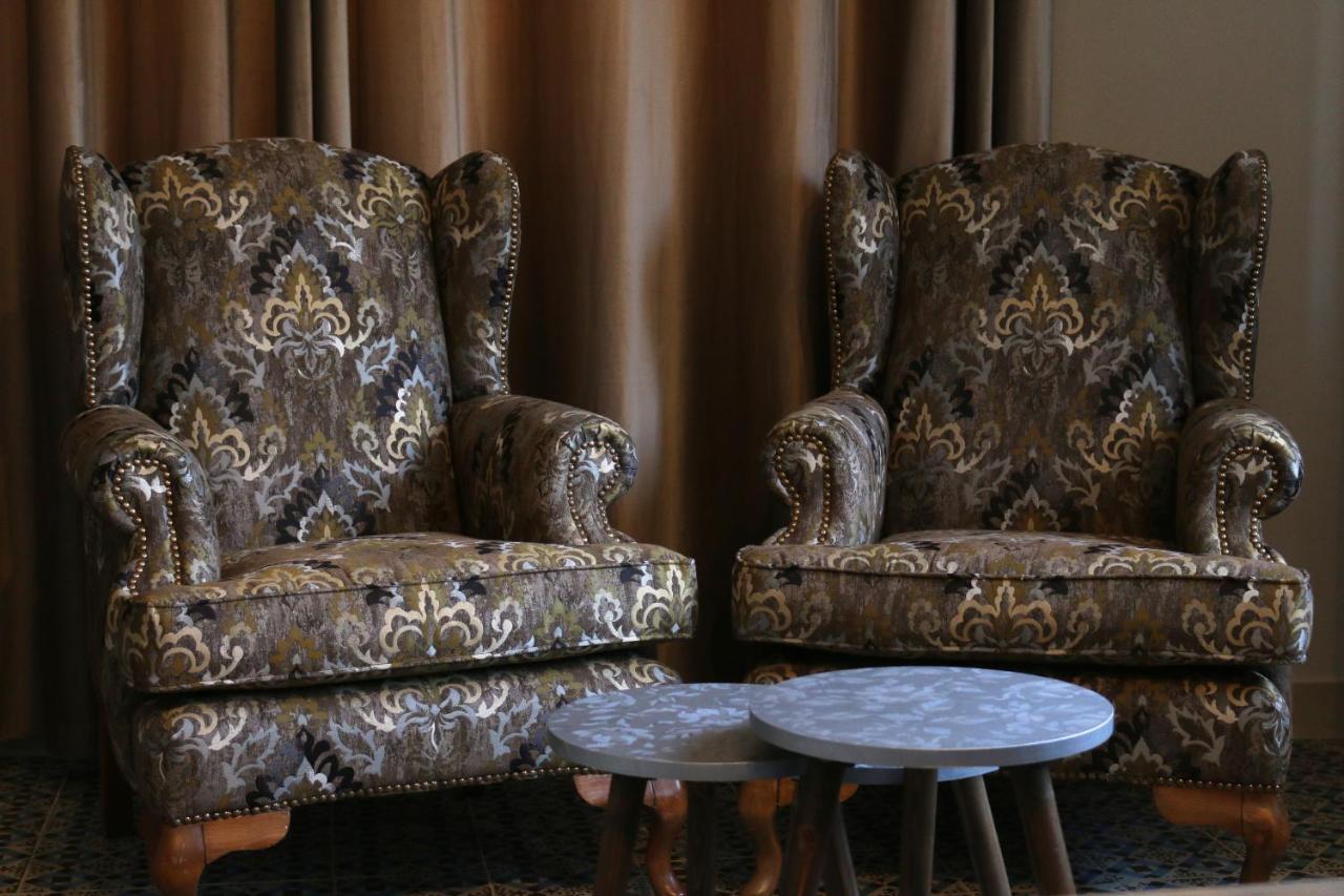 Riviera Hotel Amman Ngoại thất bức ảnh