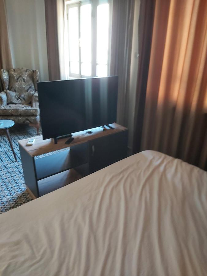 Riviera Hotel Amman Ngoại thất bức ảnh