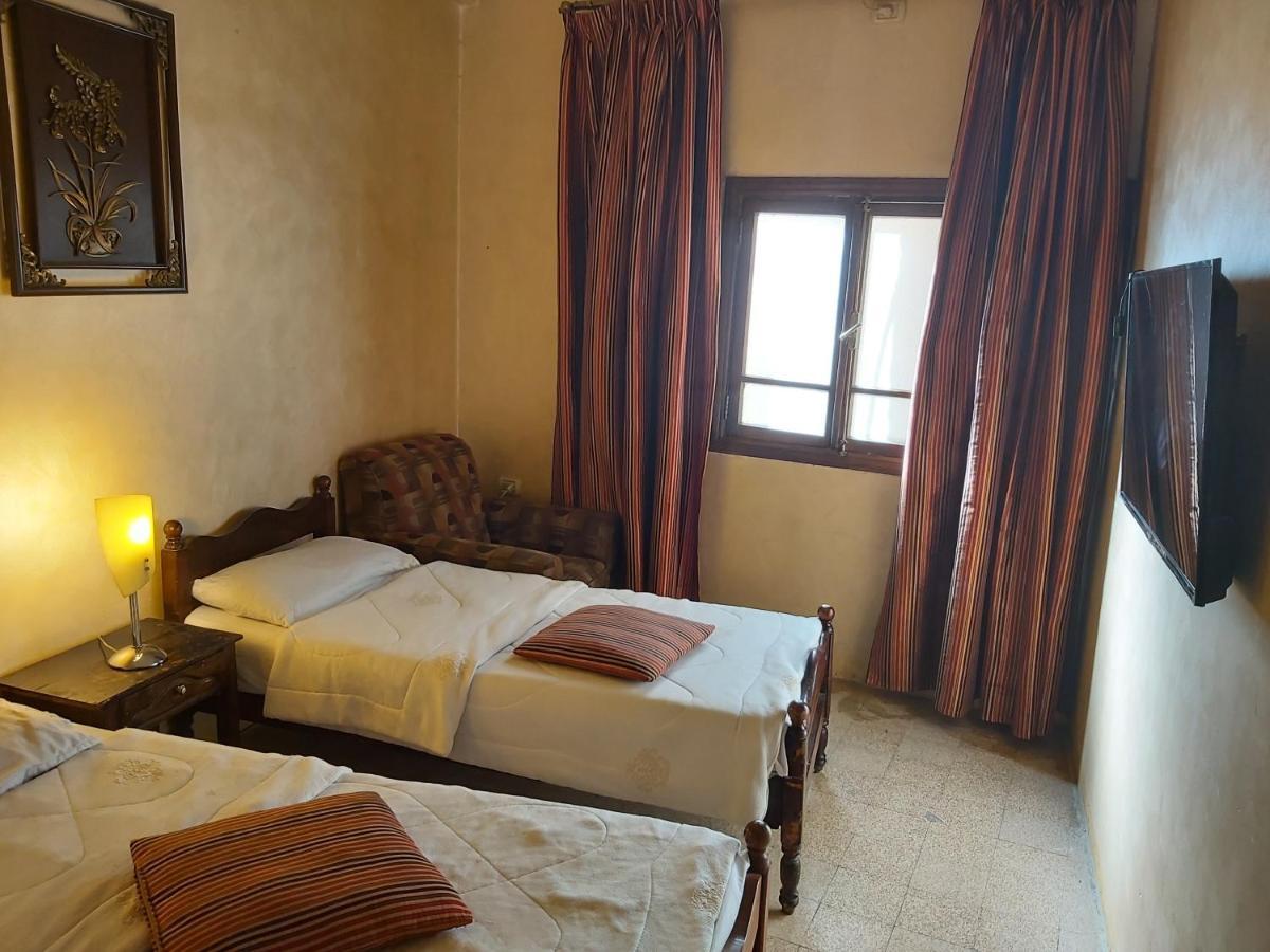 Riviera Hotel Amman Ngoại thất bức ảnh
